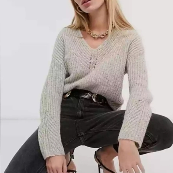 Ted Baker V-Neck Alpaca Blend Sweater - Picture 1 of 15